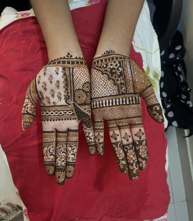 henna peacock mehndi design