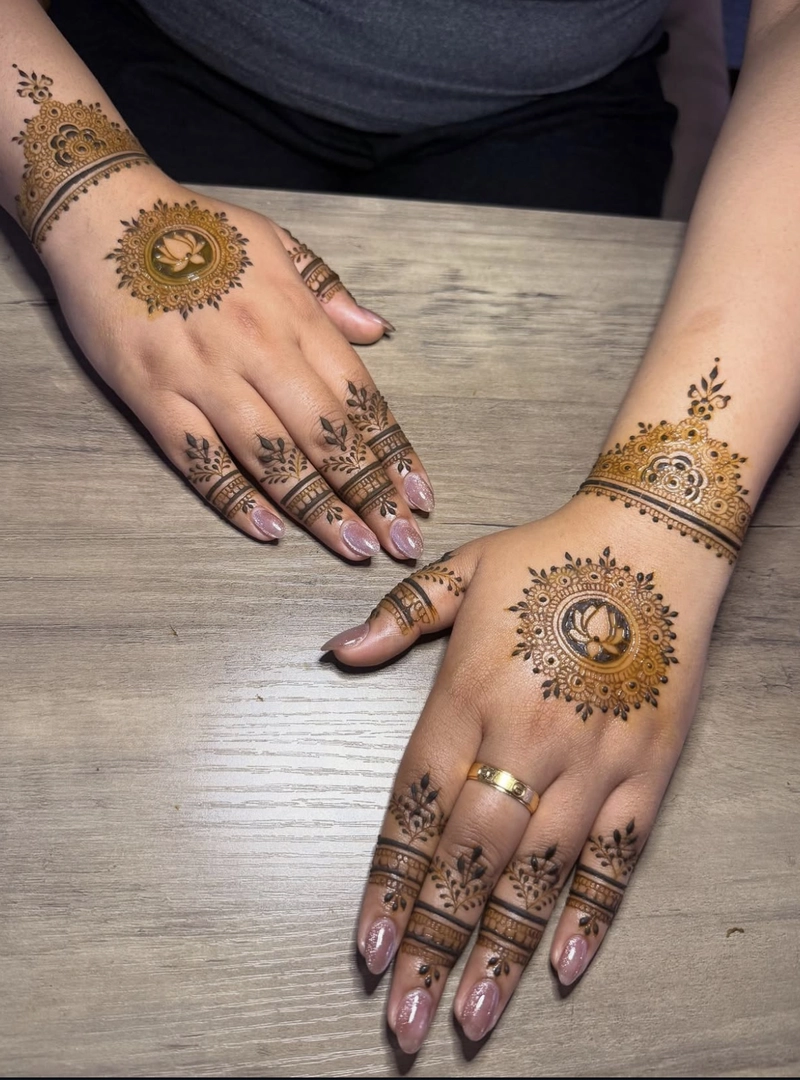 indian mehendi design simple
