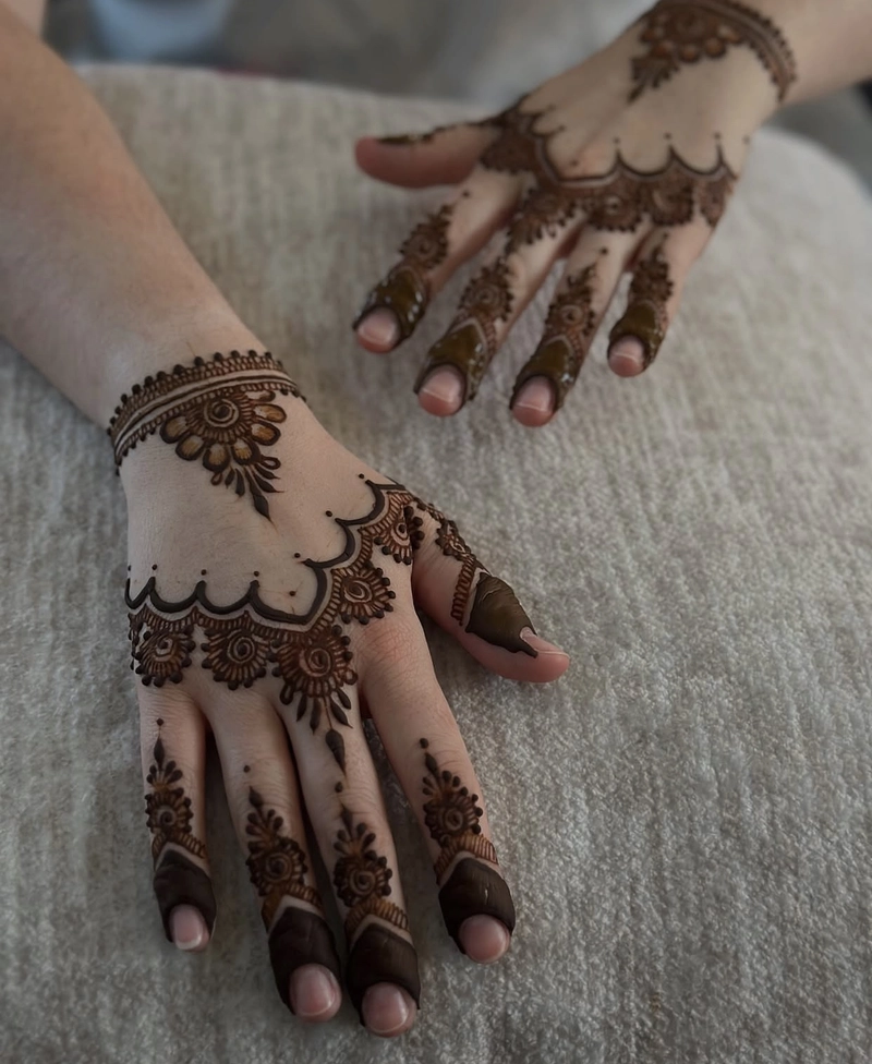 indian mehndi design simple