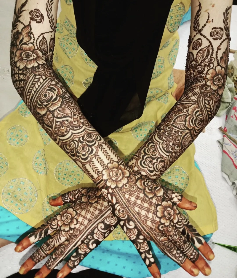 khafif mehndi design full hand