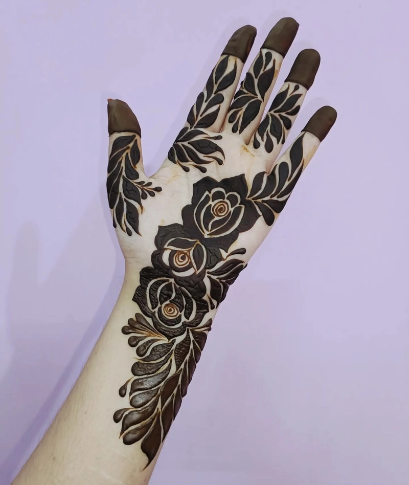 khafif mehndi design short