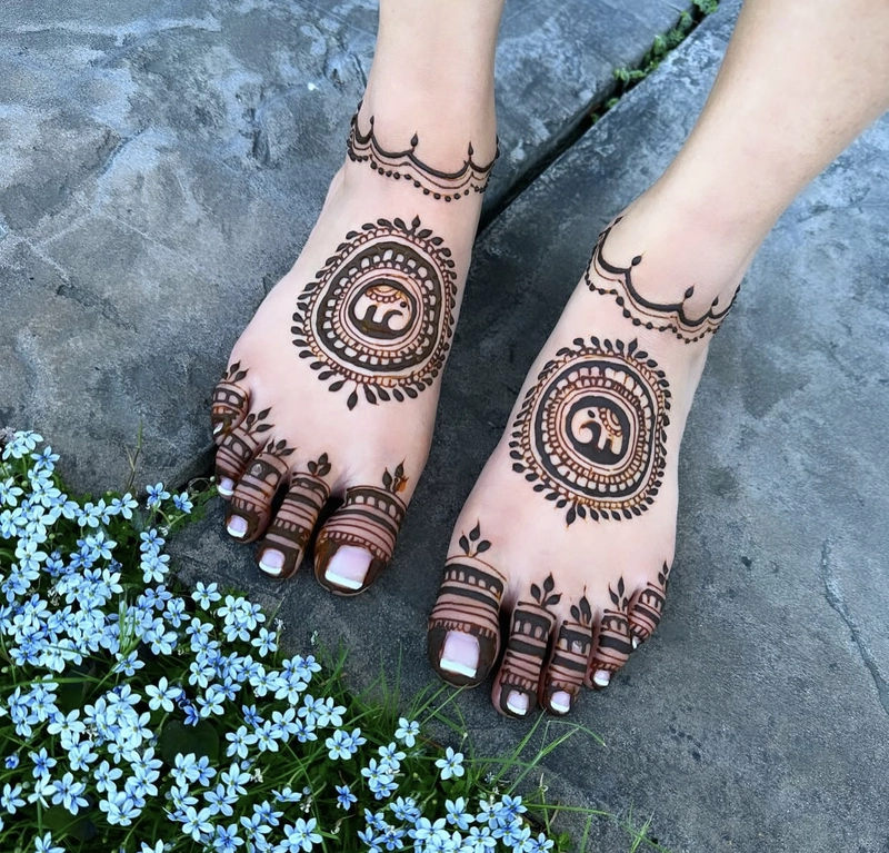 leg foot mehndi design simple and easy photo