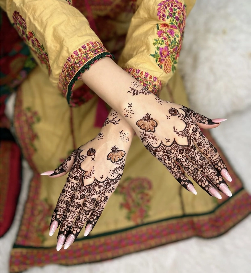 mehndi pakistani design