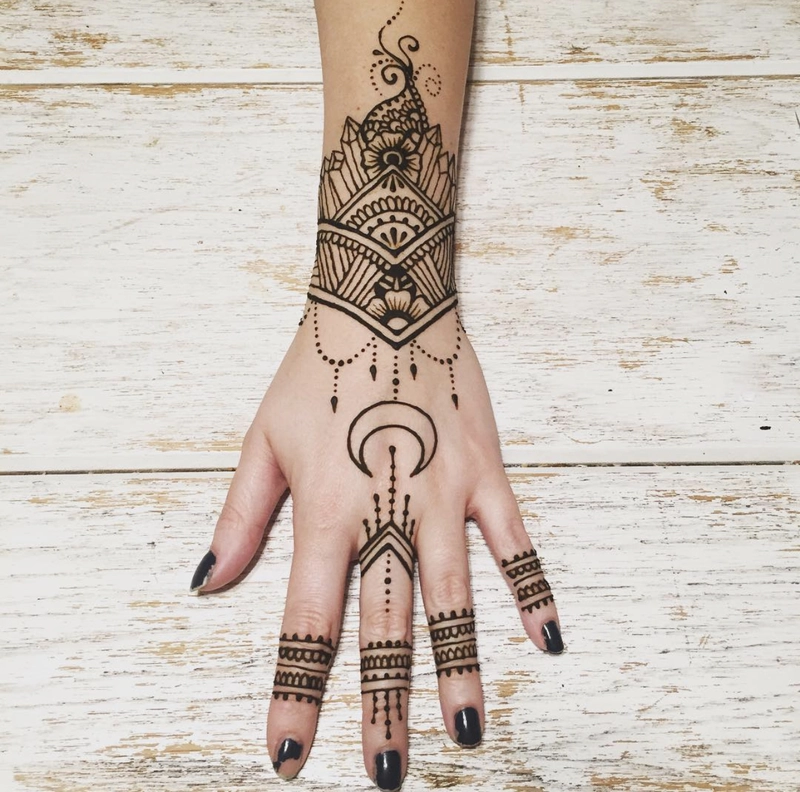 moon tattoo mehndi design