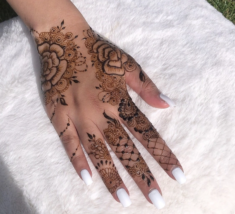 new bold rose flower mehndi design