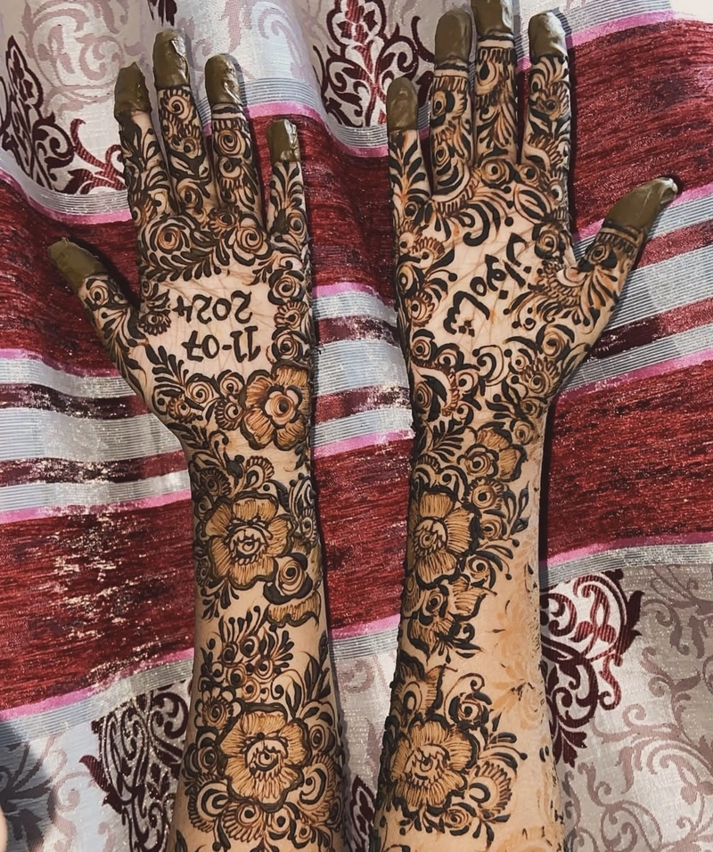 new khafif mehndi design