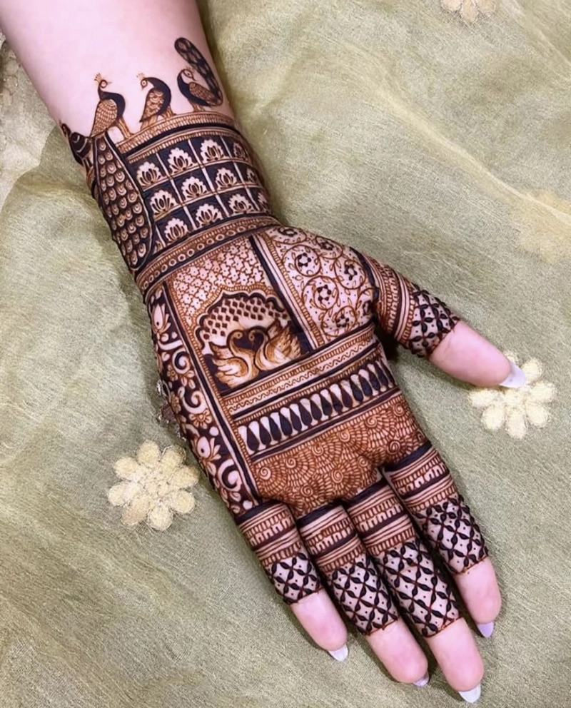 peacock mehndi design front hand