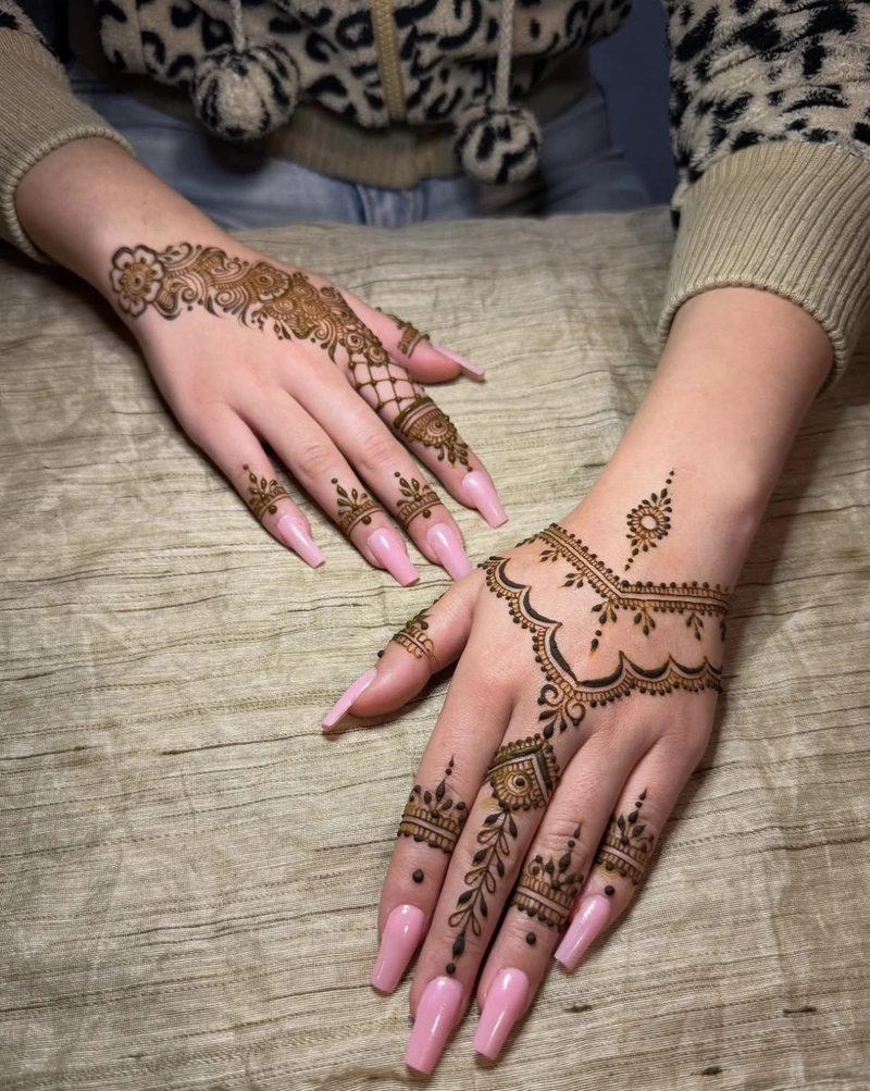 simple mehendi design indian