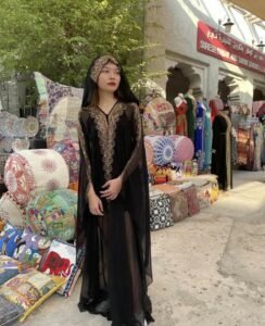 beautiful hijab abaya girl dp