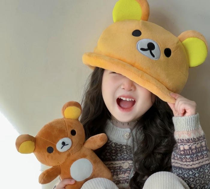 bright cute profile pic for girls