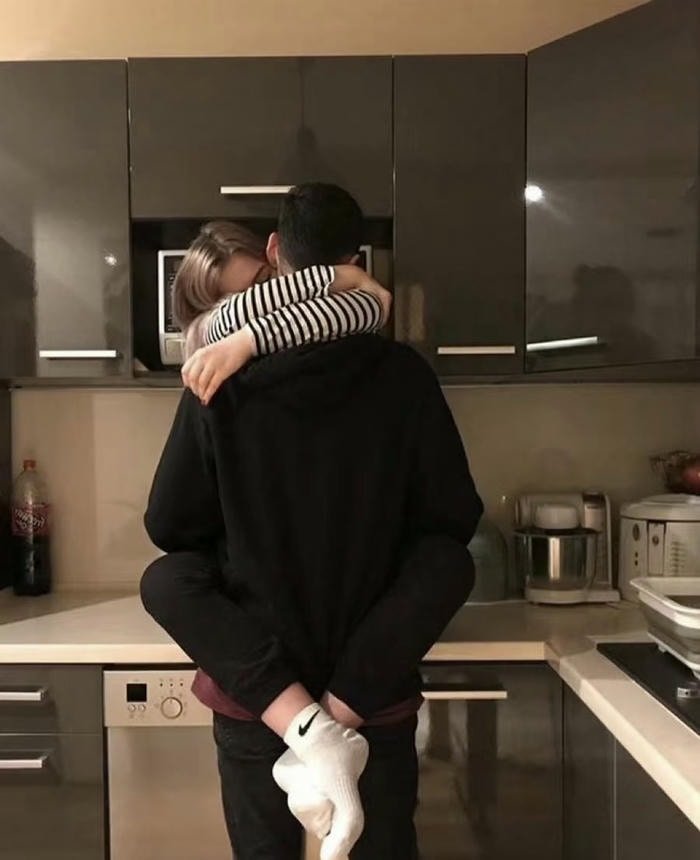 cute smile couple dp for instagram