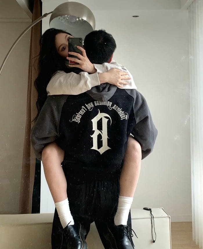 happy love couple dp for instagram