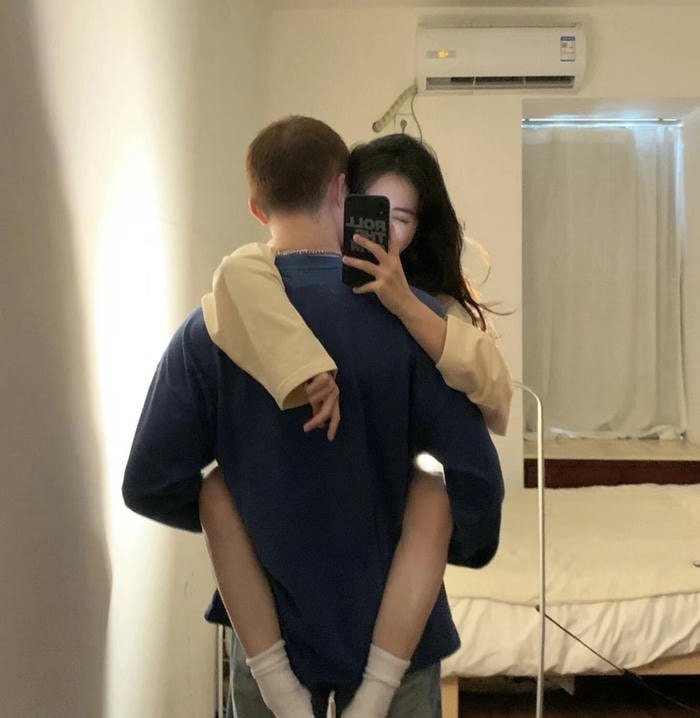 natural tone couple dp for instagram