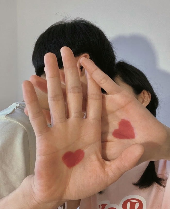 romantic love couple dp for instagram