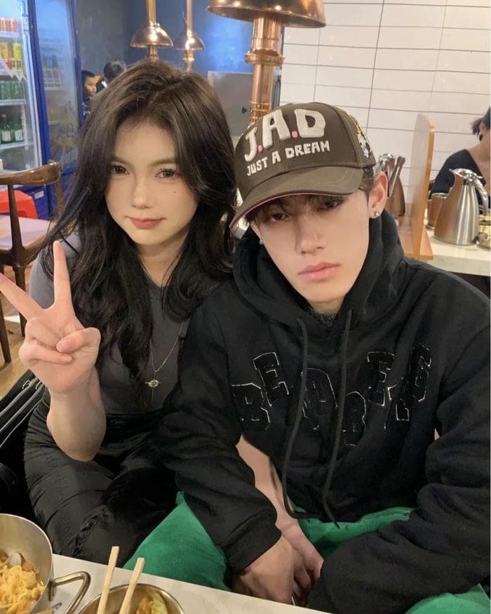 simple boys and girls dp