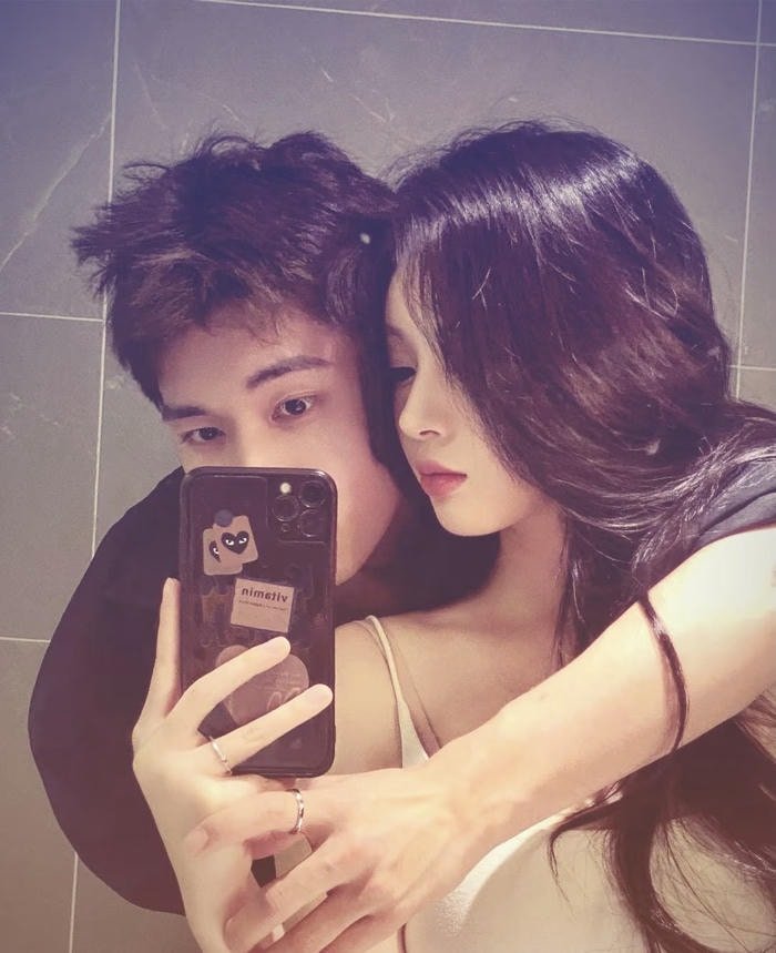 stylish love couple dp for instagram