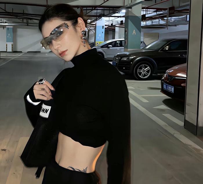 unique style girl photo